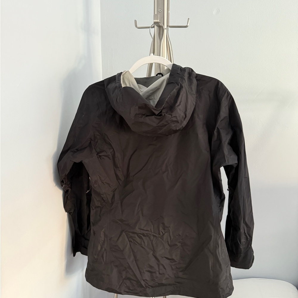 Patagonia Women’s Torrentshell 3L Rain Jacket Style 83807, Black Medium - Picture 7 of 7